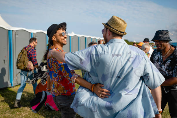 Best Best portable toilet rental  in Neoga, IL