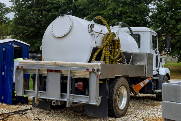 Professional porta potty rental in Neoga, IL